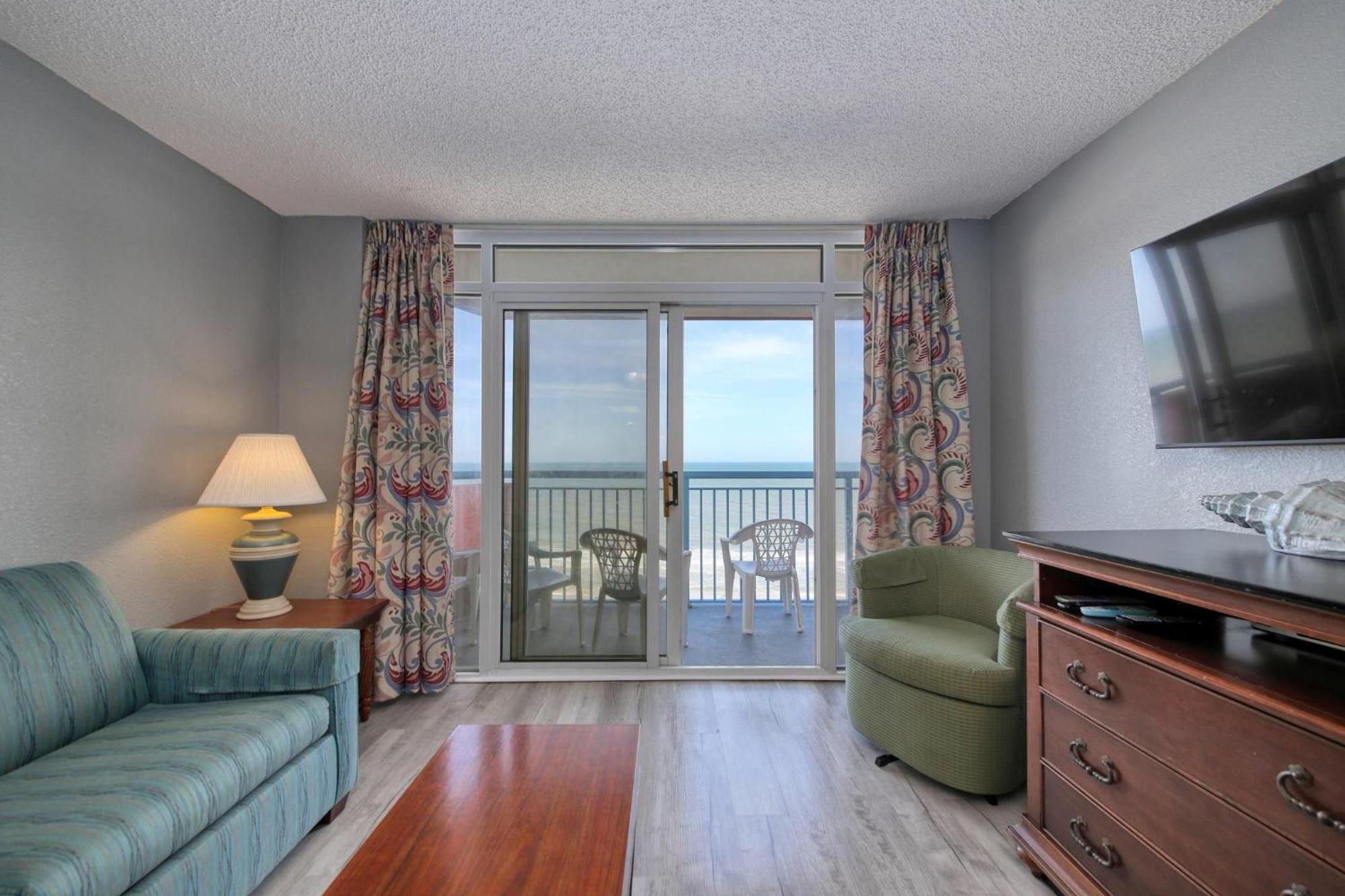 1604 N Ocean Blvd, 0906 - Ocean Front Sleeps 8